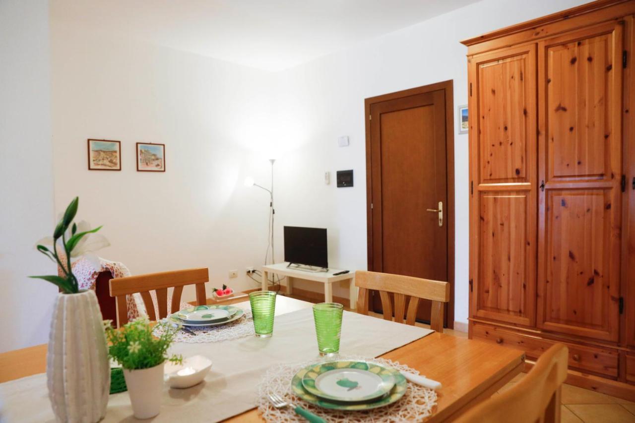 Il Melo Residence Porto Torres Exterior foto
