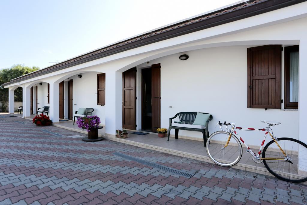 Il Melo Residence Porto Torres Exterior foto